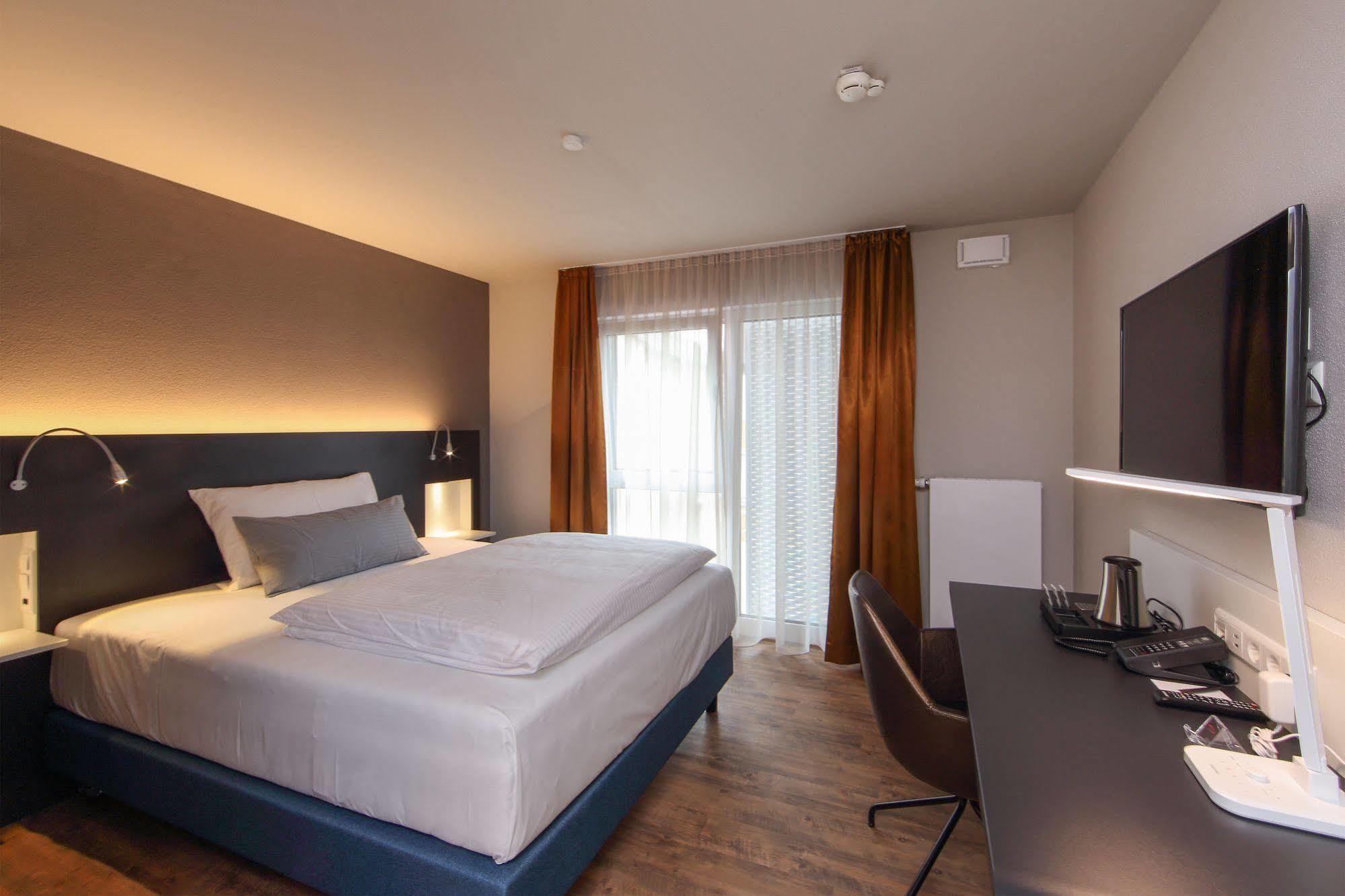 Design & Lifestyle Hotel Estilo Aalen Zewnętrze zdjęcie
